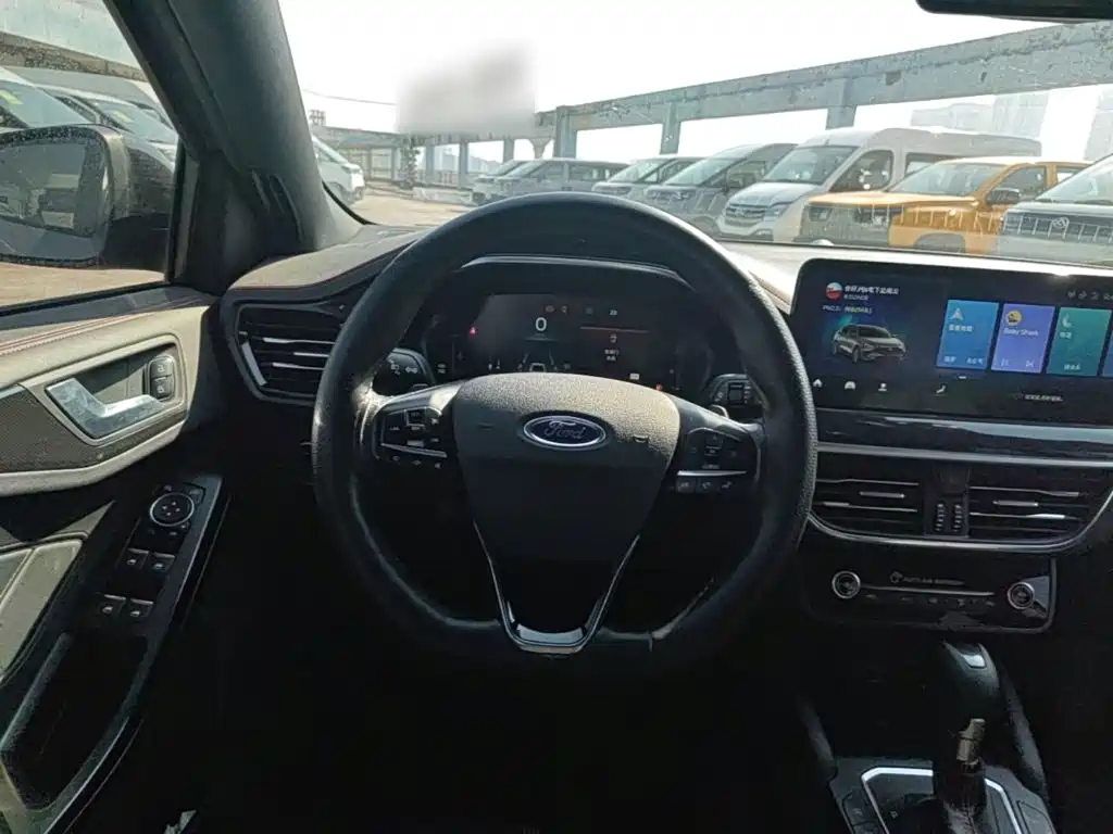 Ford Focus — миниатюра 11