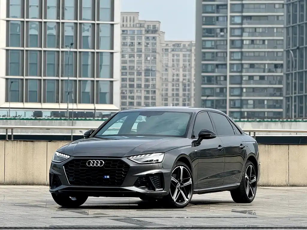 Audi A4L 2025