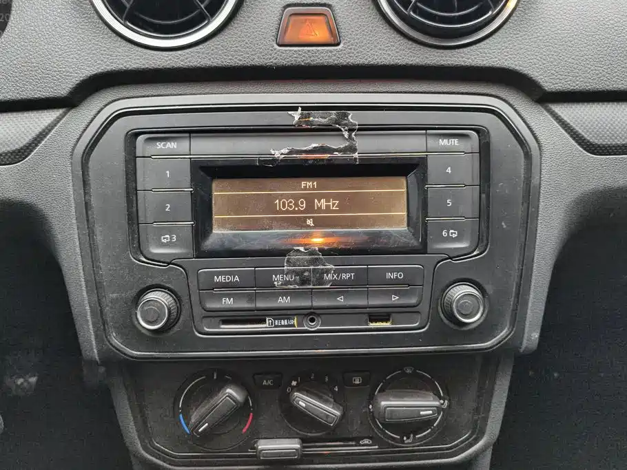 Jetta VA3 — миниатюра 13