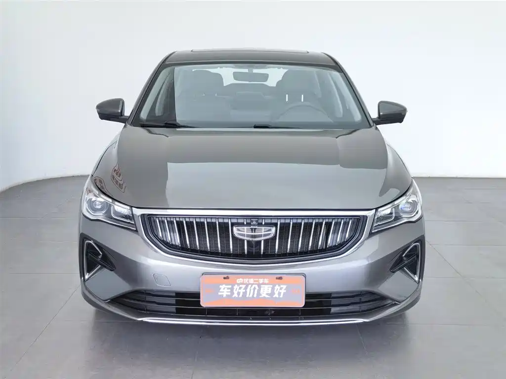 Geely Emgrand 2022 4 1.5L CVT Luxury