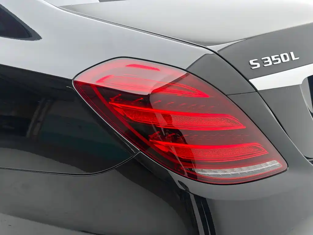 Mercedes-Benz S-Class — миниатюра 10