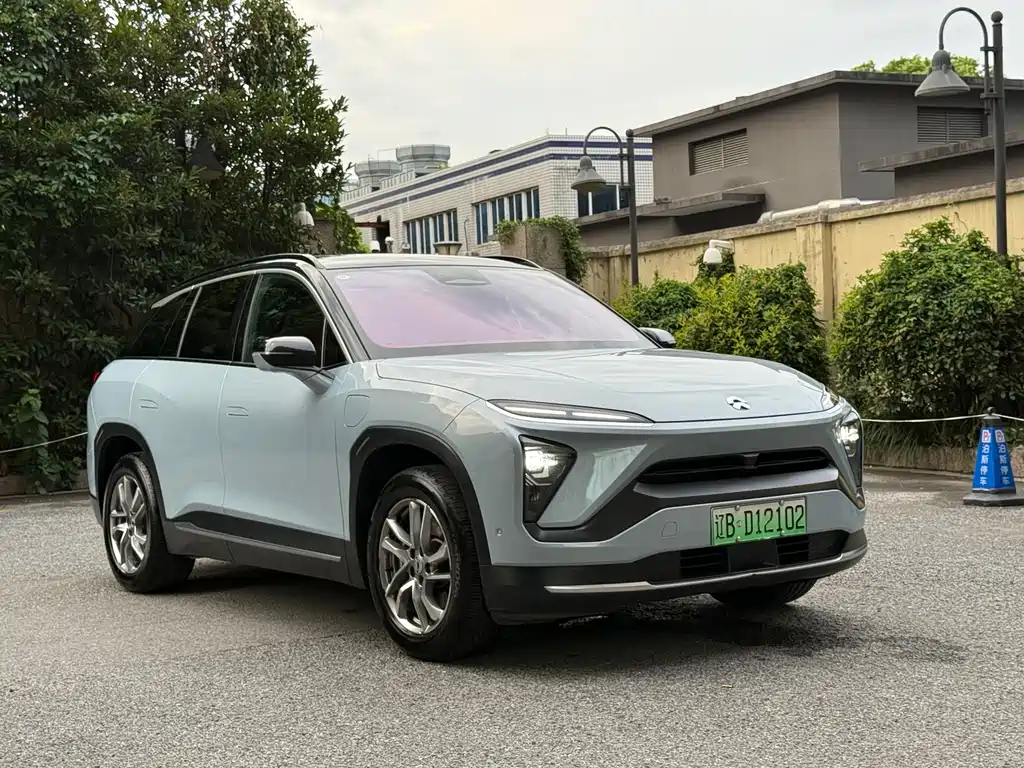 NIO ES6