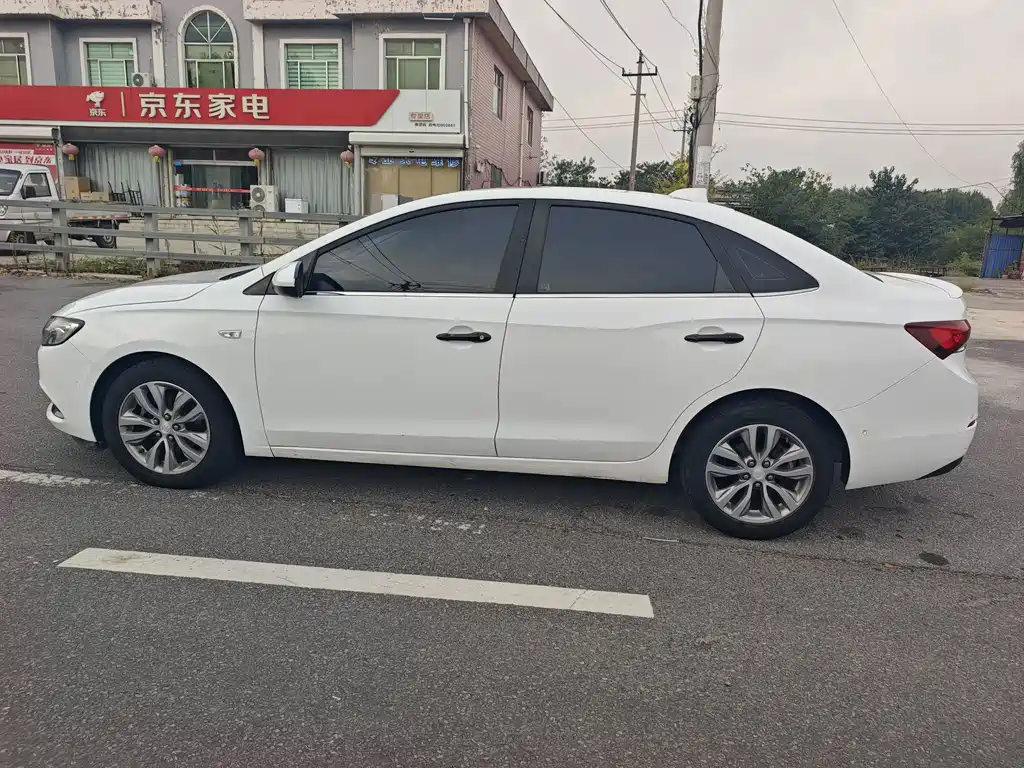Buick Excelle — миниатюра 5