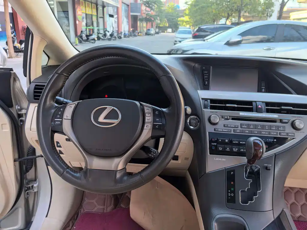 Lexus RX Classic — миниатюра 13