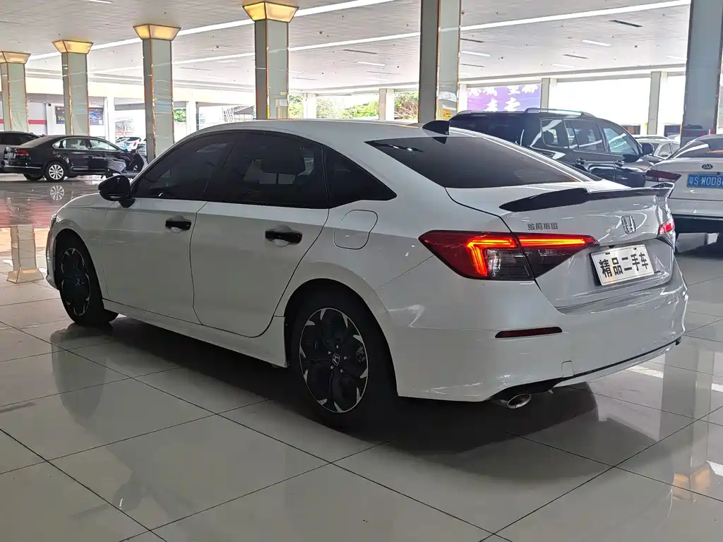 Honda Civic — миниатюра 5