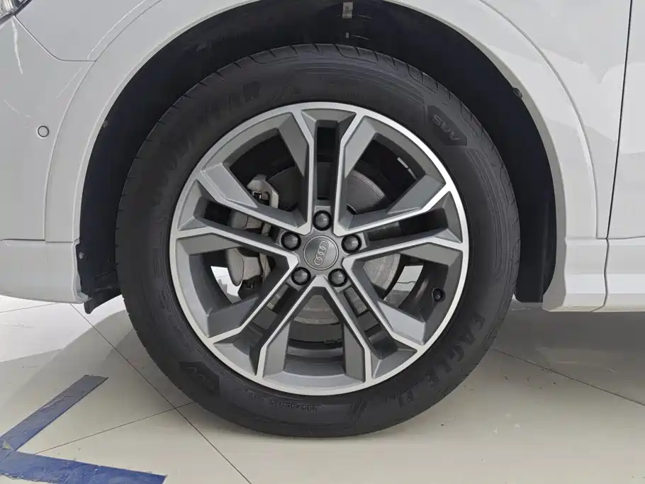 Audi Q3 — миниатюра 6