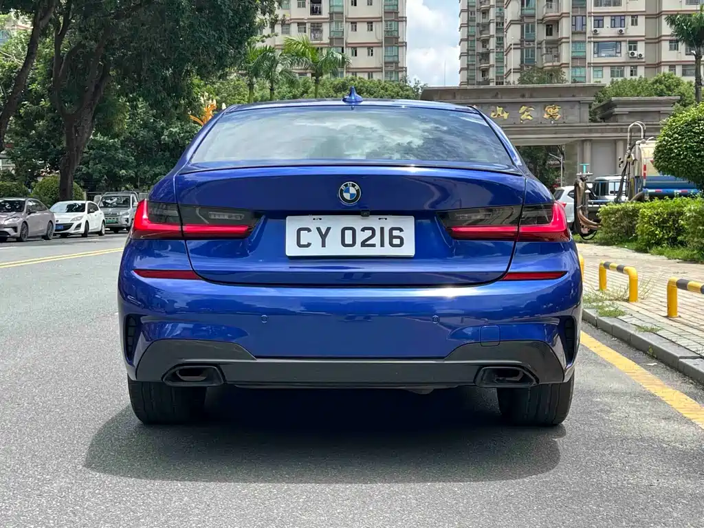 BMW 3 Series — миниатюра 10
