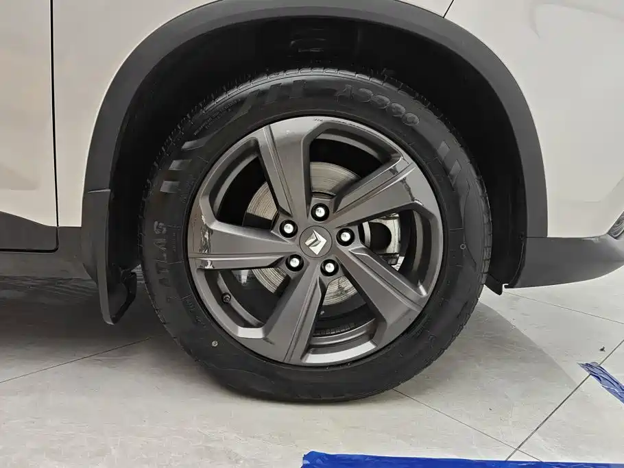 Baojun RM-5 — миниатюра 6