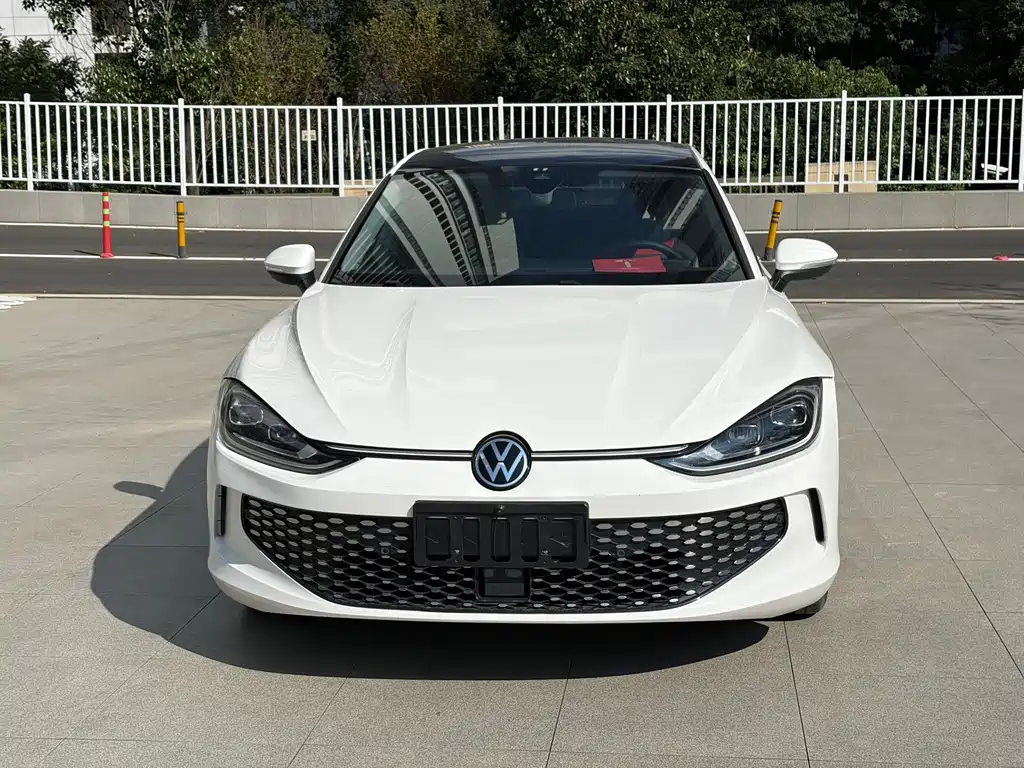 Volkswagen Lamando — миниатюра 2