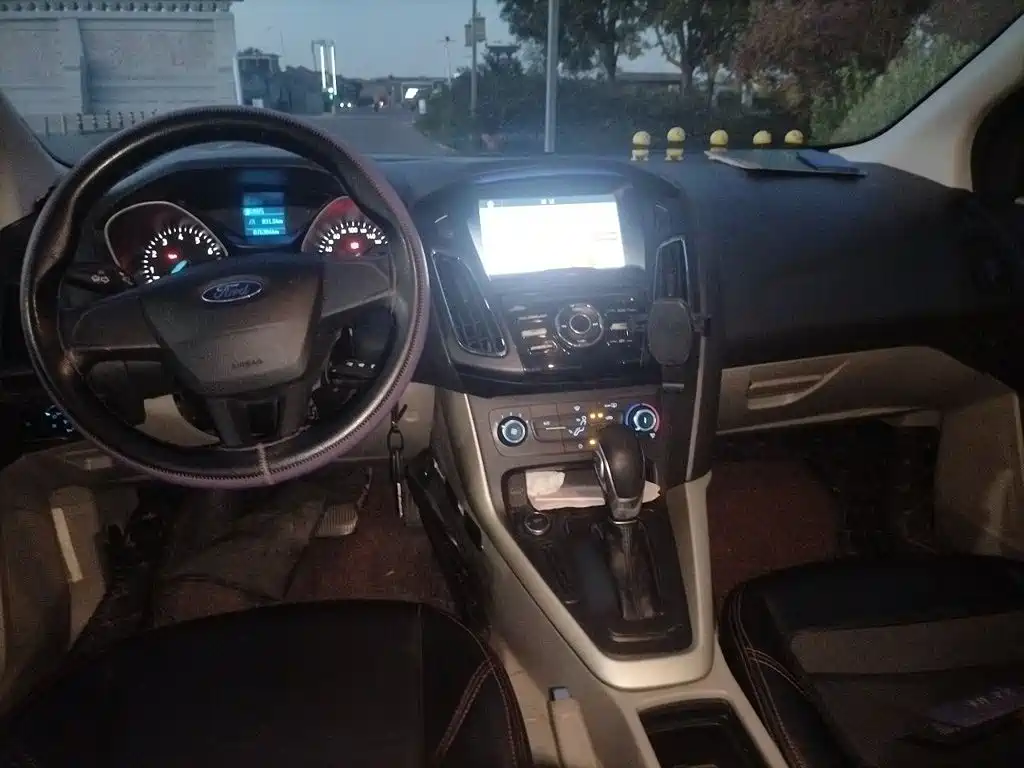 Ford Focus — миниатюра 5