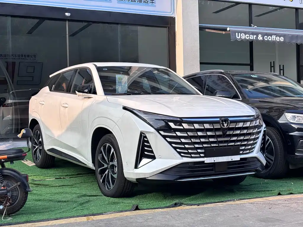 Changan UNI-Z New Energy — миниатюра 3