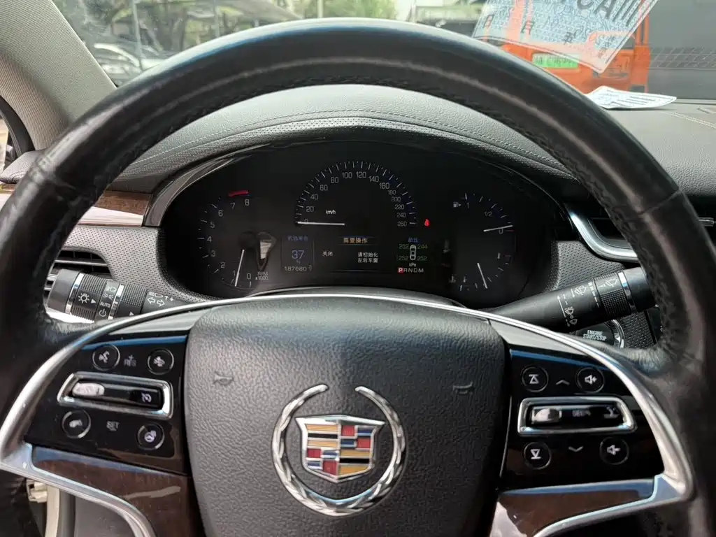 Cadillac XTS — миниатюра 12