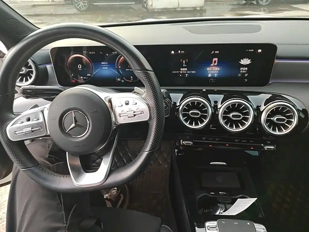 Mercedes-Benz A-Class — миниатюра 14