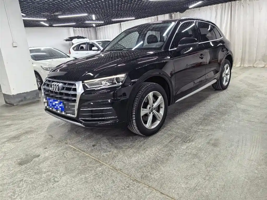 Купить Audi Q5L