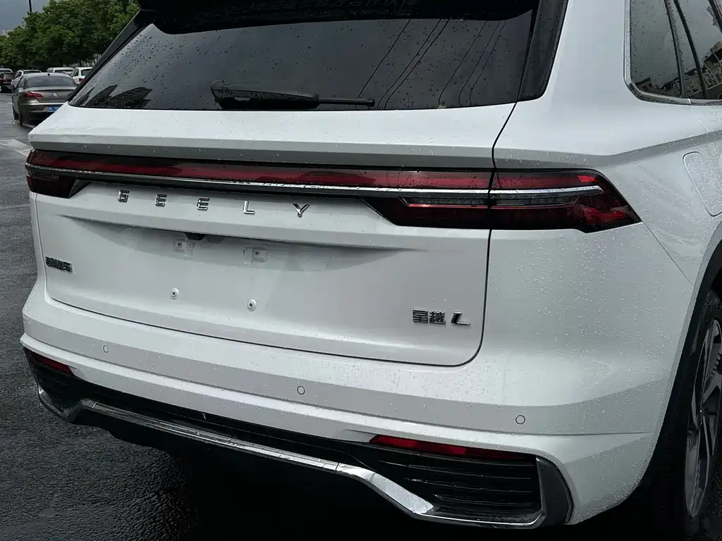 Geely Xingyue L — миниатюра 31