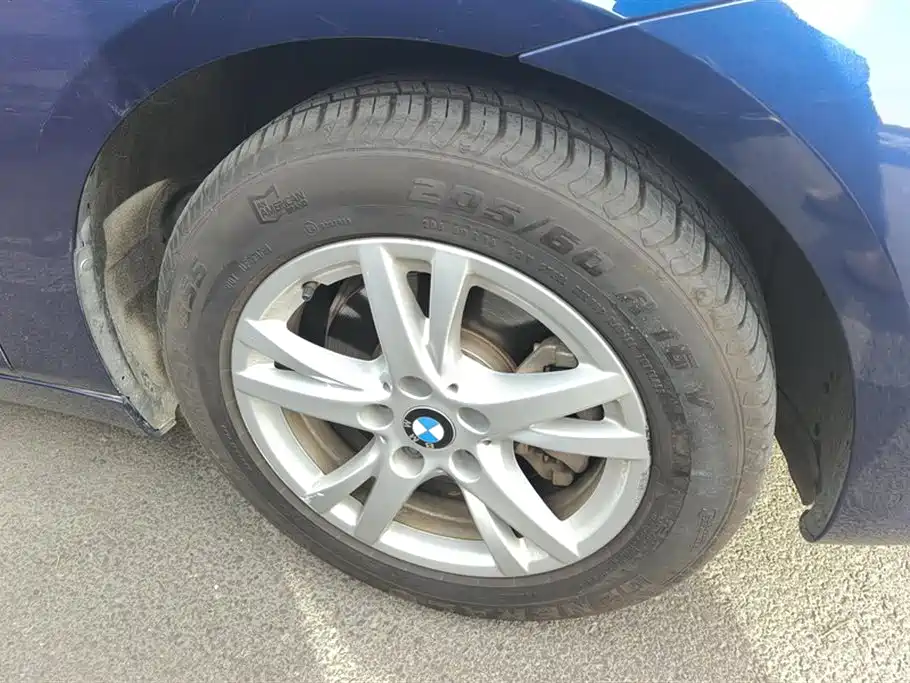 BMW 2 SERIES STATION WAGON