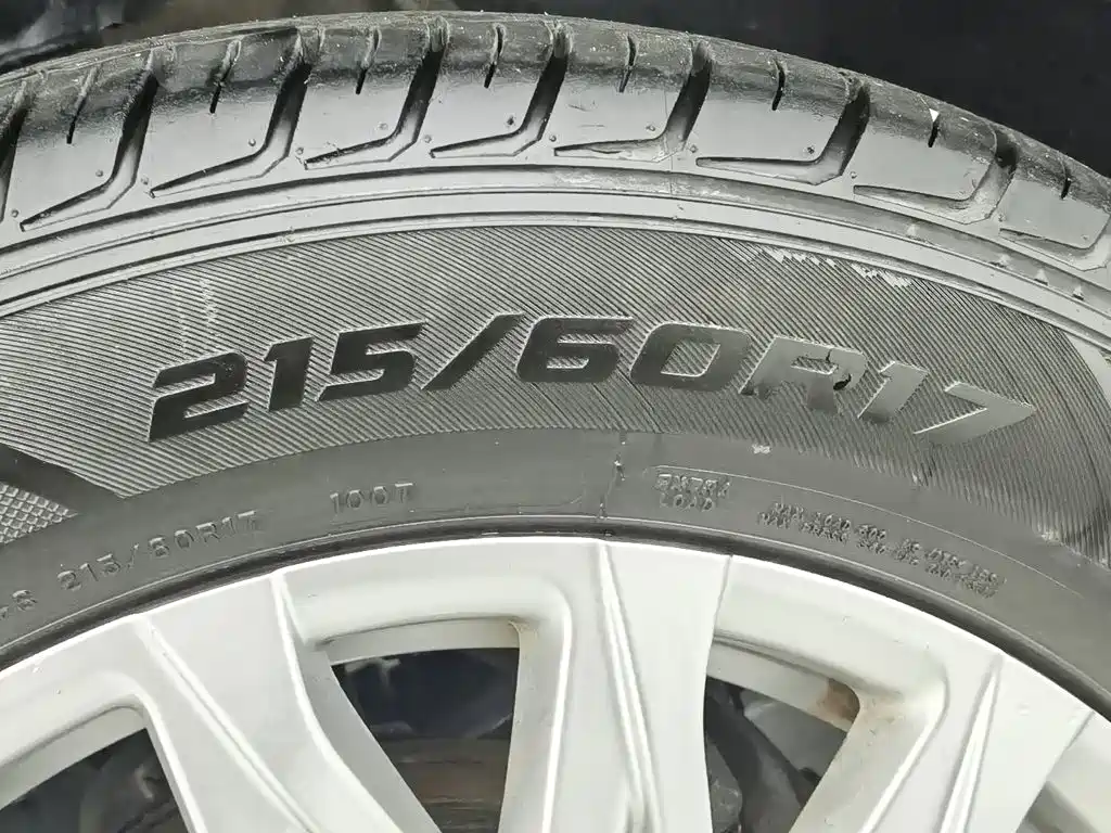 BAW Ruisheng Ace M7 — миниатюра 24
