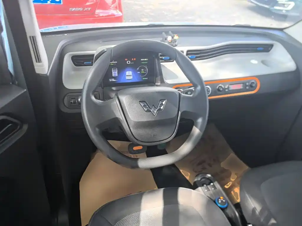 Wuling MINIEV — миниатюра 11