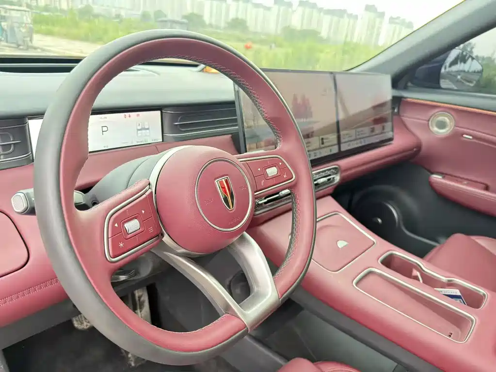 Hongqi HS6 PHEV 2026 240