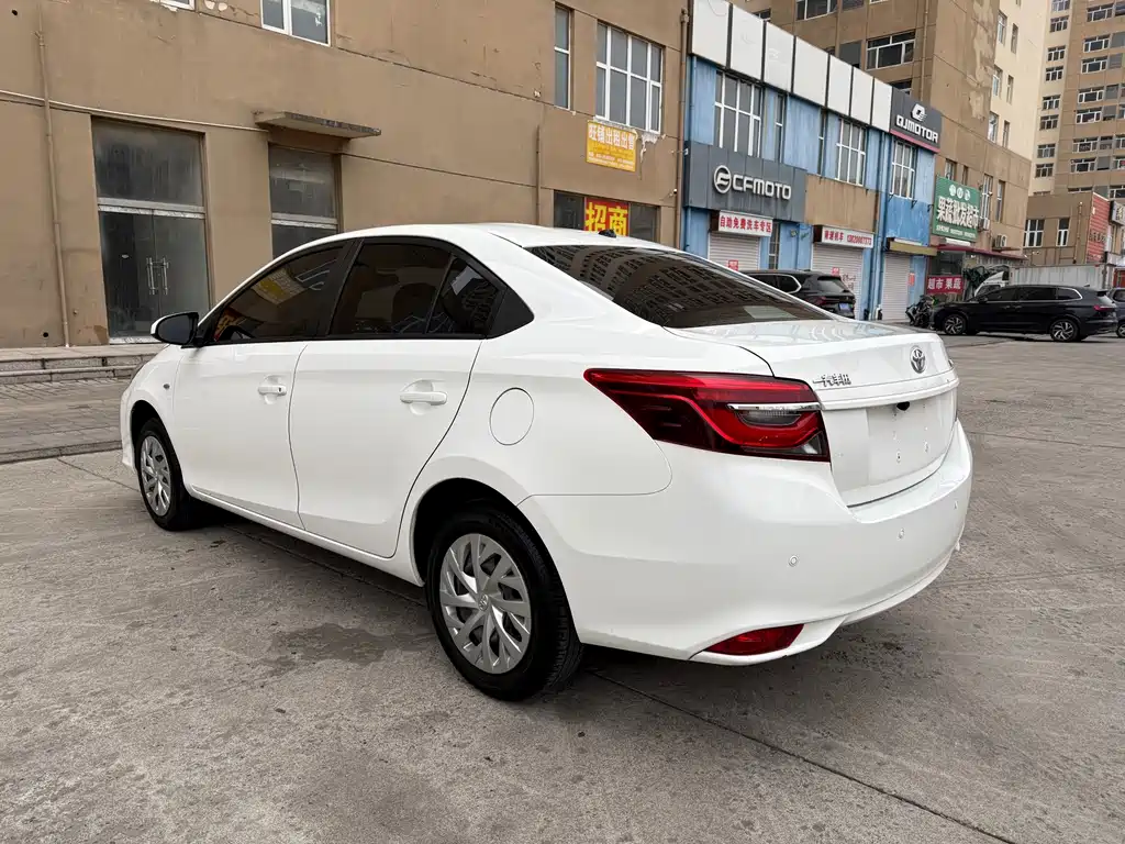 TOYOTA VIOS