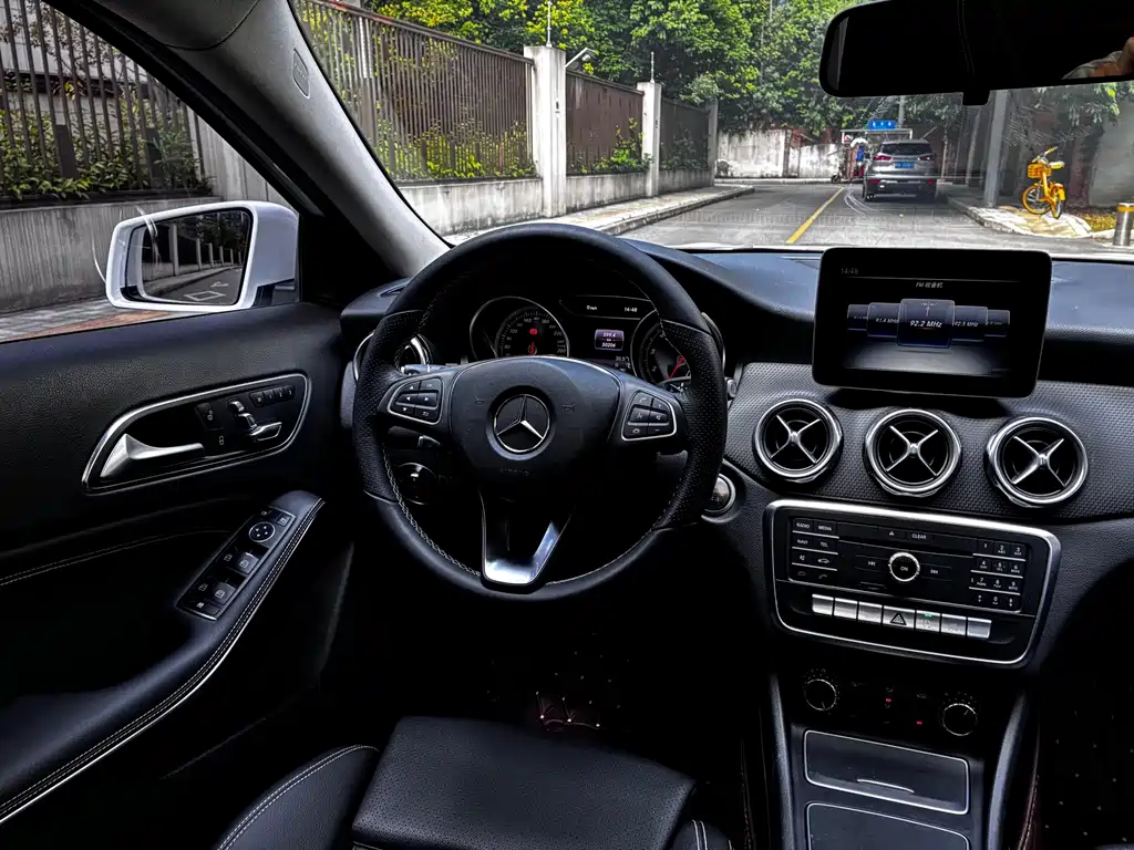 Mercedes-Benz GLA — миниатюра 17