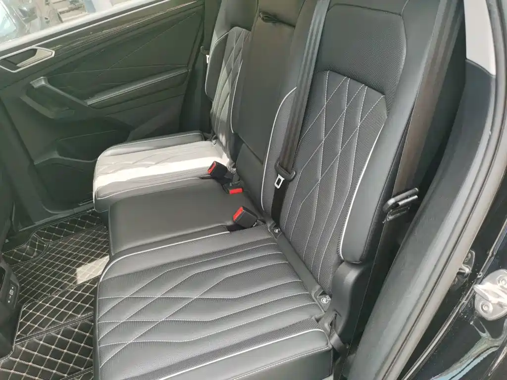 Volkswagen Tiguan L — миниатюра 15