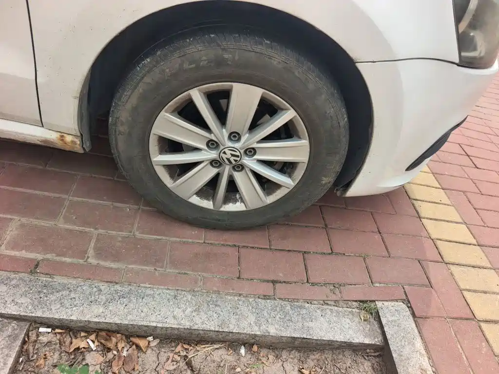 Volkswagen Polo — миниатюра 22