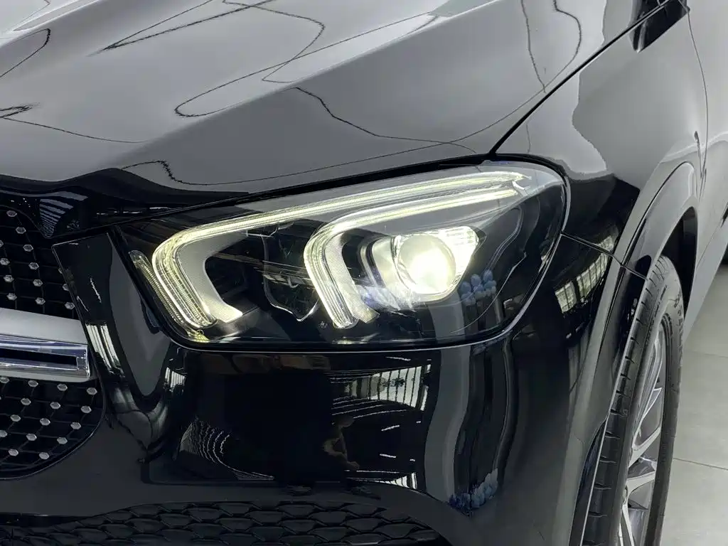 Mercedes-Benz GLE (Import) — миниатюра 6