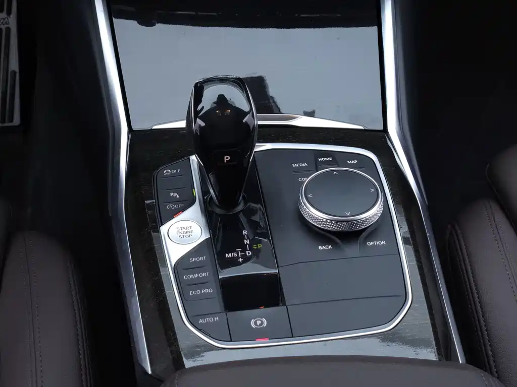 BMW 3 Series — миниатюра 16