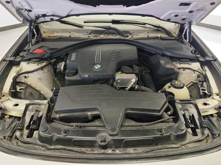 BMW 3 Series GT — миниатюра 10