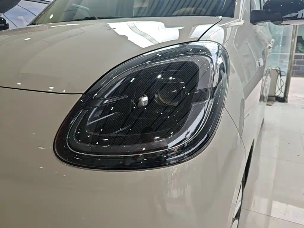Wuling MINIEV — миниатюра 24