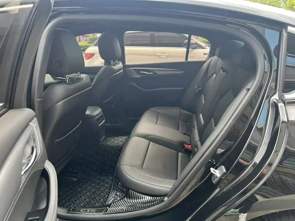 Cadillac CT5 — миниатюра 18