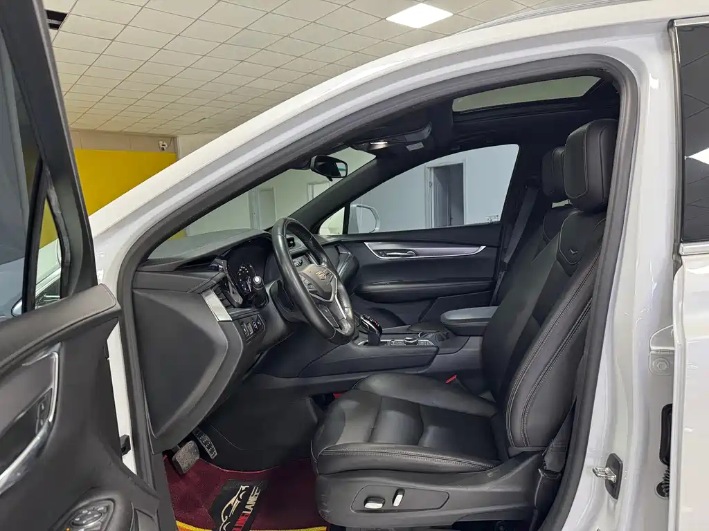 Cadillac XT5 — миниатюра 4
