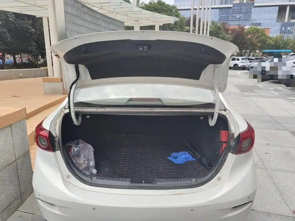 Mazda 3 Axela — миниатюра 15