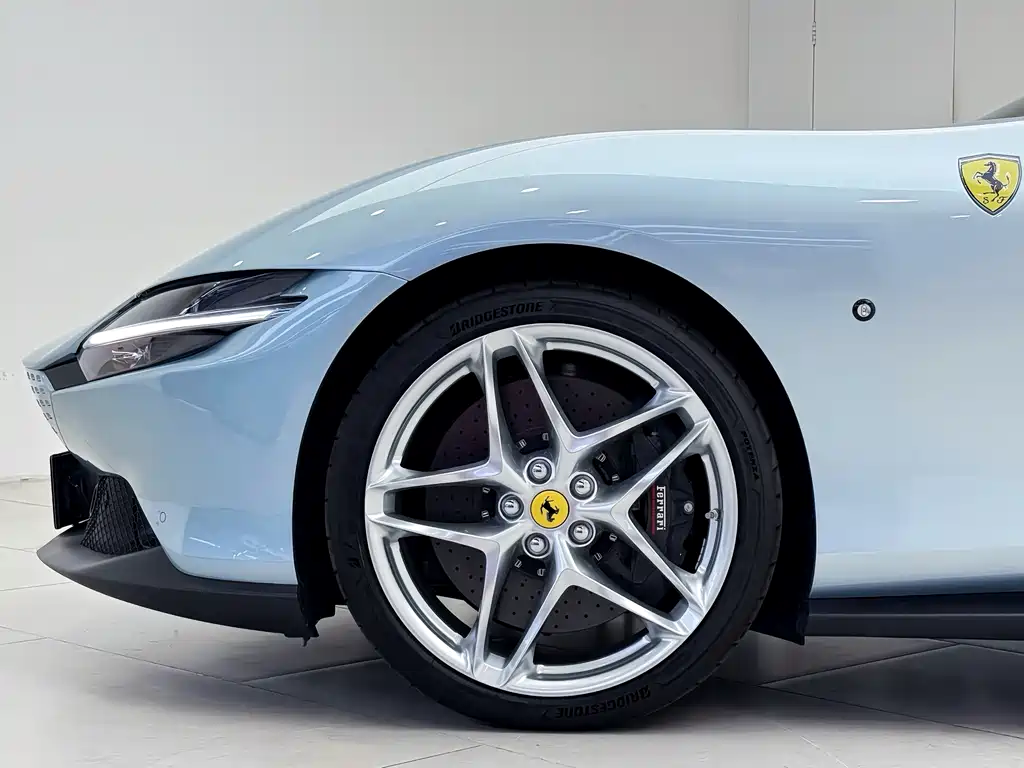 Ferrari Roma — миниатюра 9