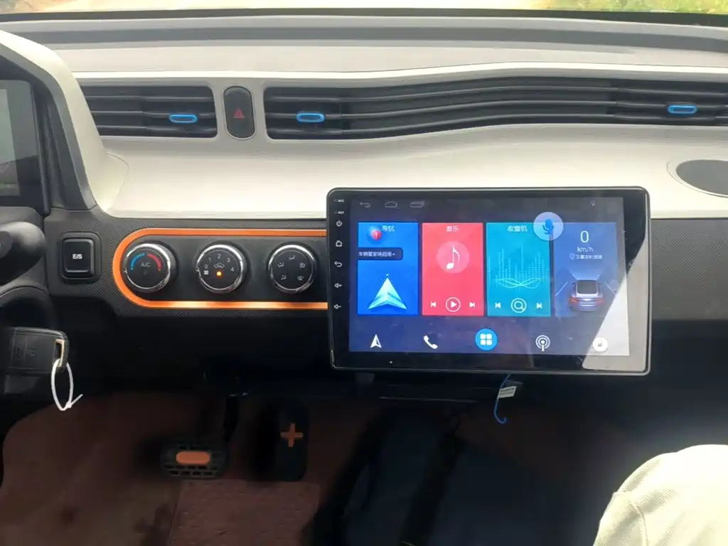 Wuling MINIEV — миниатюра 13
