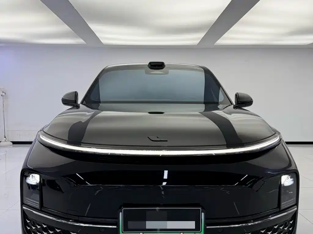 Li Auto Li L8 — миниатюра 2