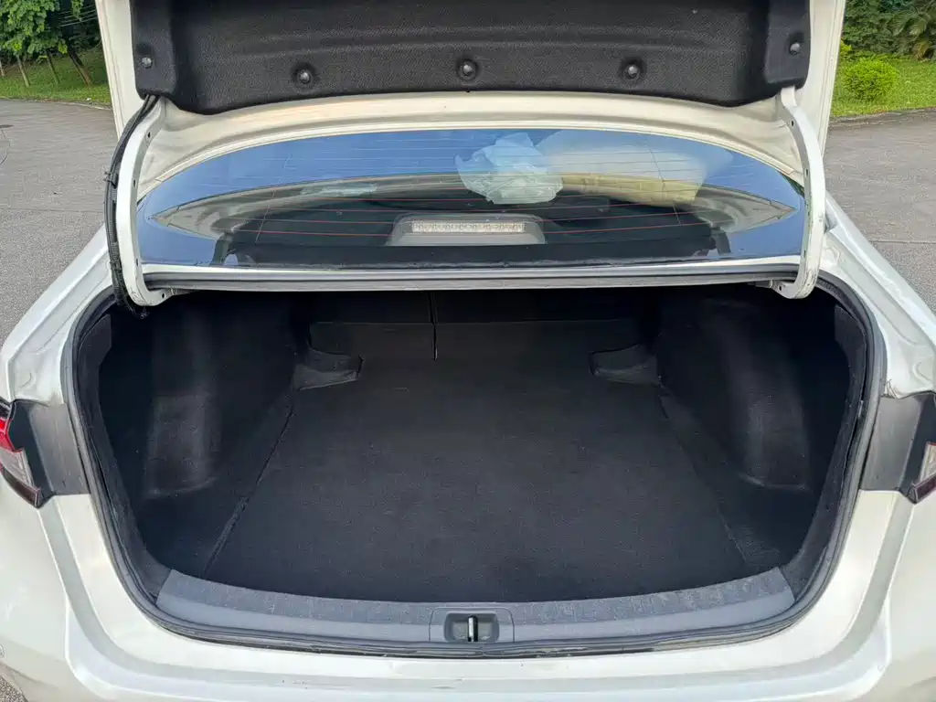 Toyota Allion — миниатюра 7