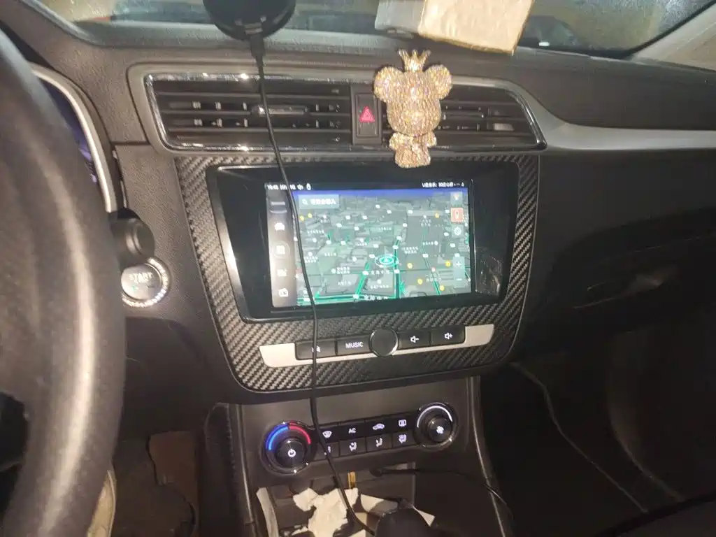 MG ZS — миниатюра 6