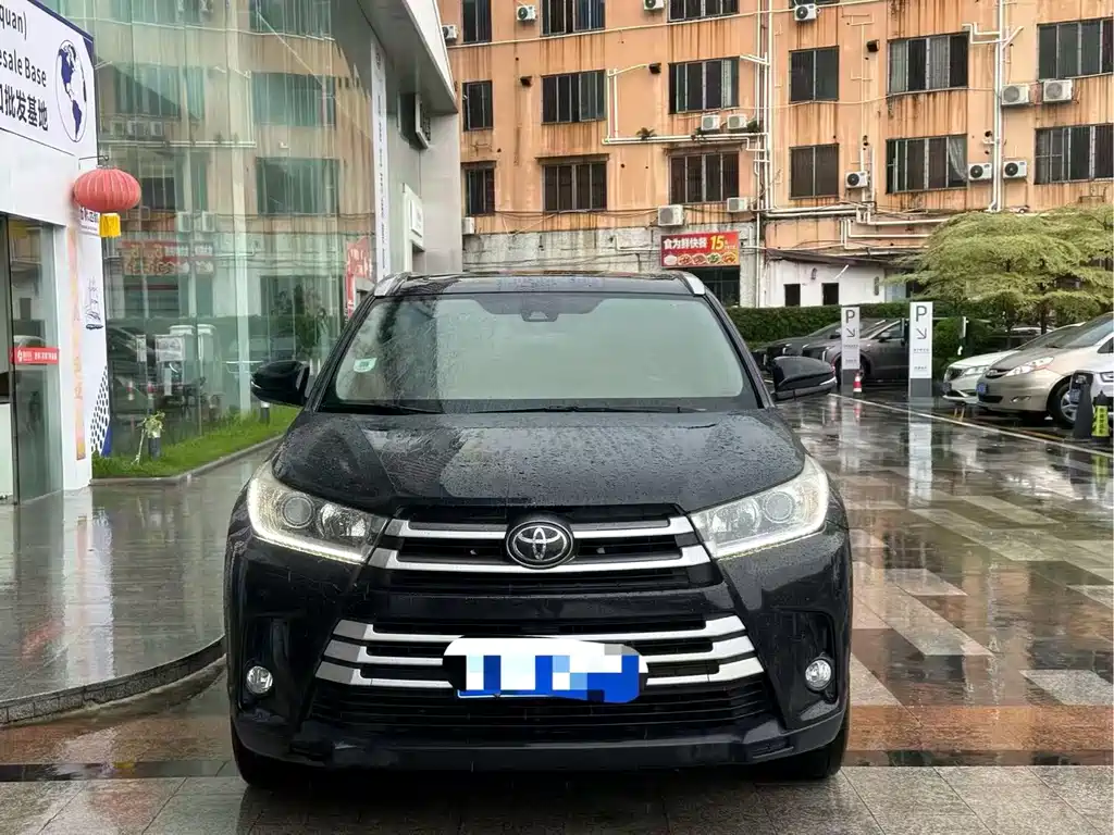 Toyota Highlander — миниатюра 3