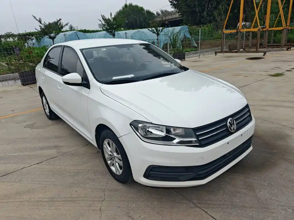 Volkswagen Santana — миниатюра 4