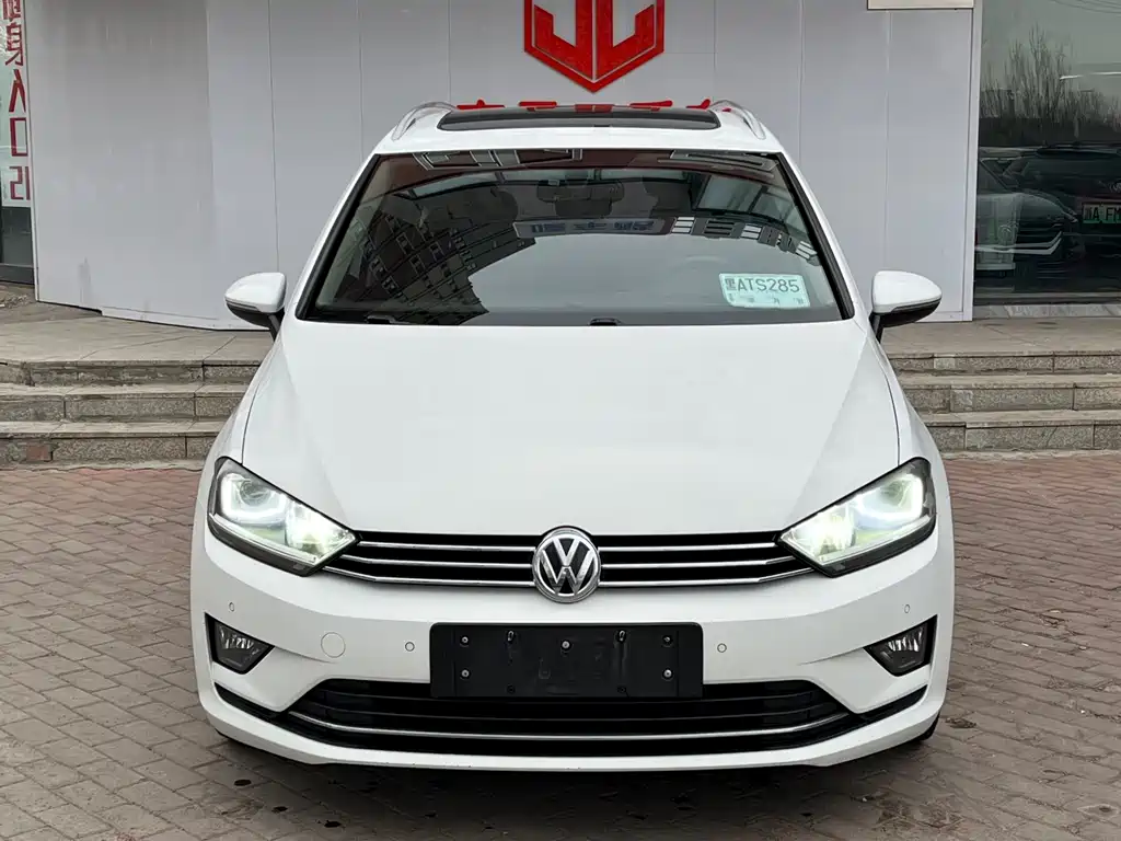 VOLKSWAGEN GOLF*JIAYU