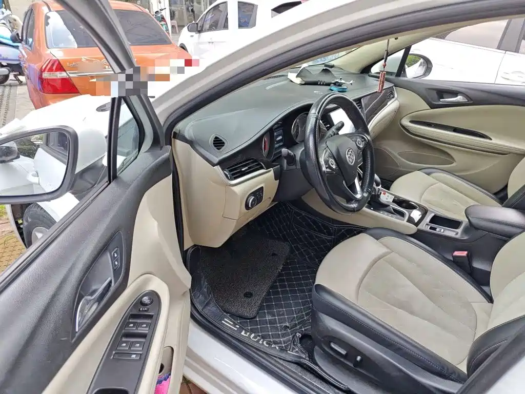 Buick Verano — миниатюра 17
