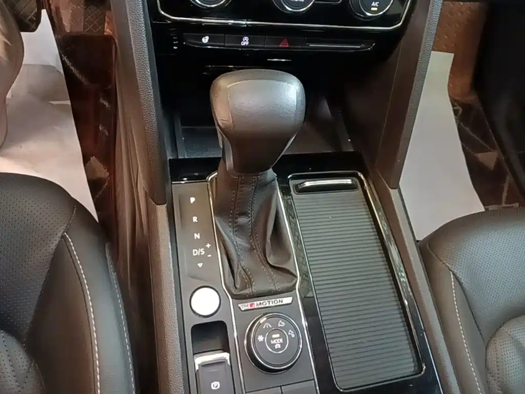 Volkswagen Teramont — миниатюра 14