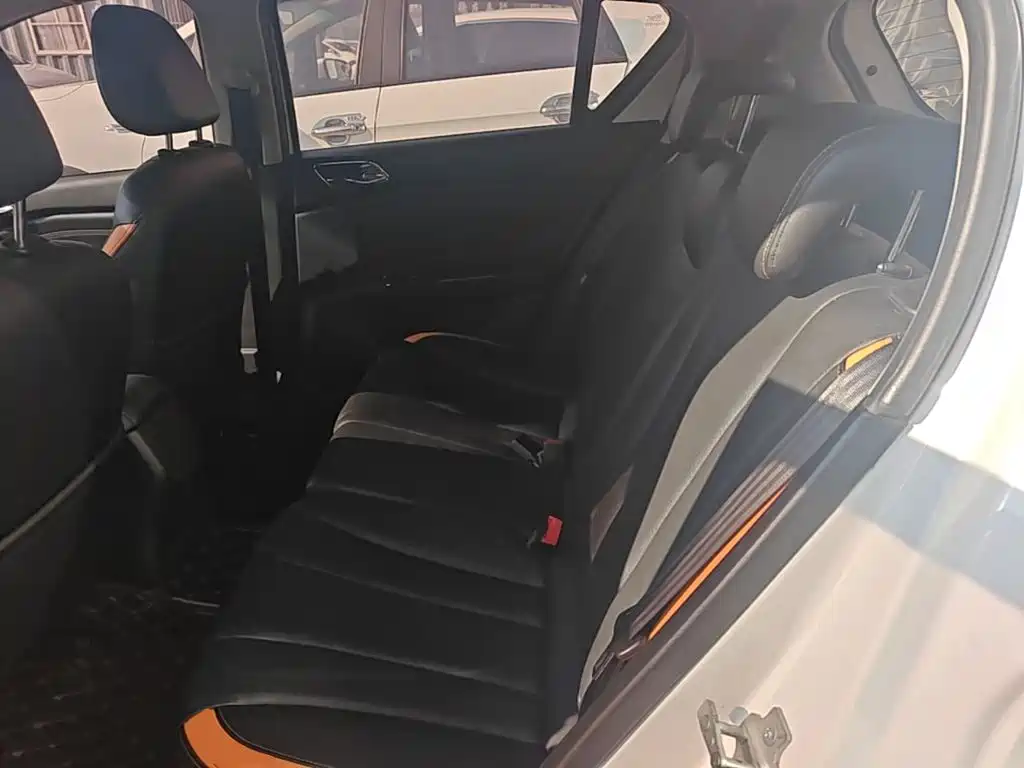 Baojun 310 — миниатюра 17