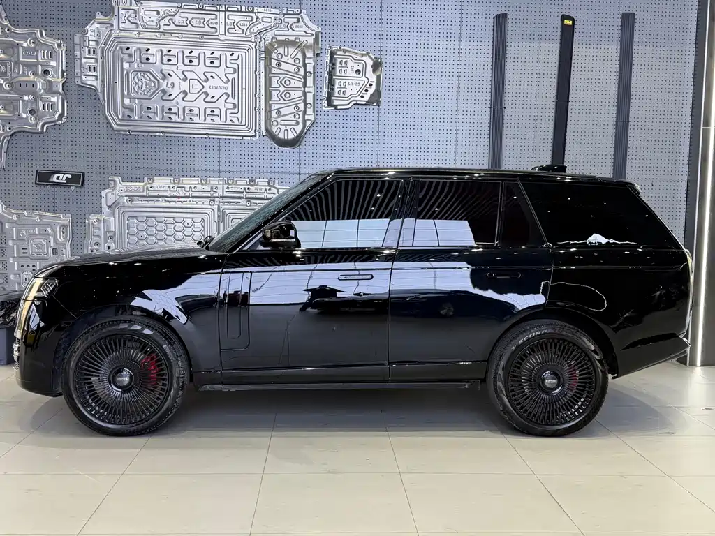 Land Rover Range Rover — миниатюра 4