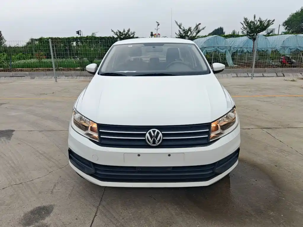 Volkswagen Santana — миниатюра 3