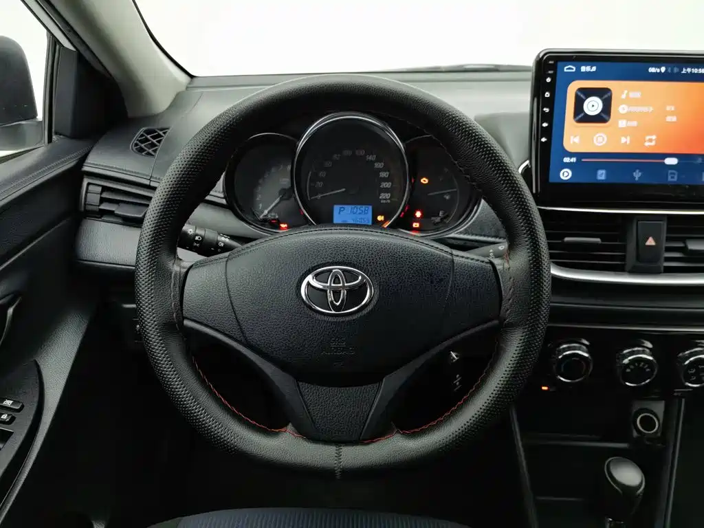 Toyota Yaris L — миниатюра 11