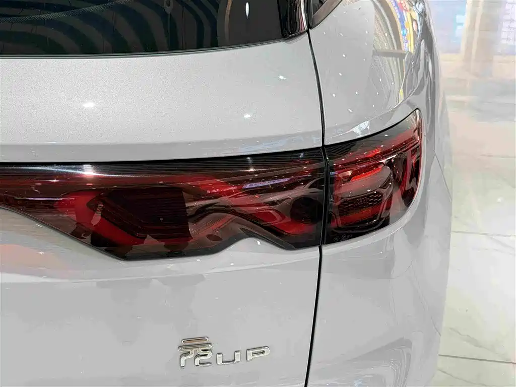 BYD Yuan UP — миниатюра 8