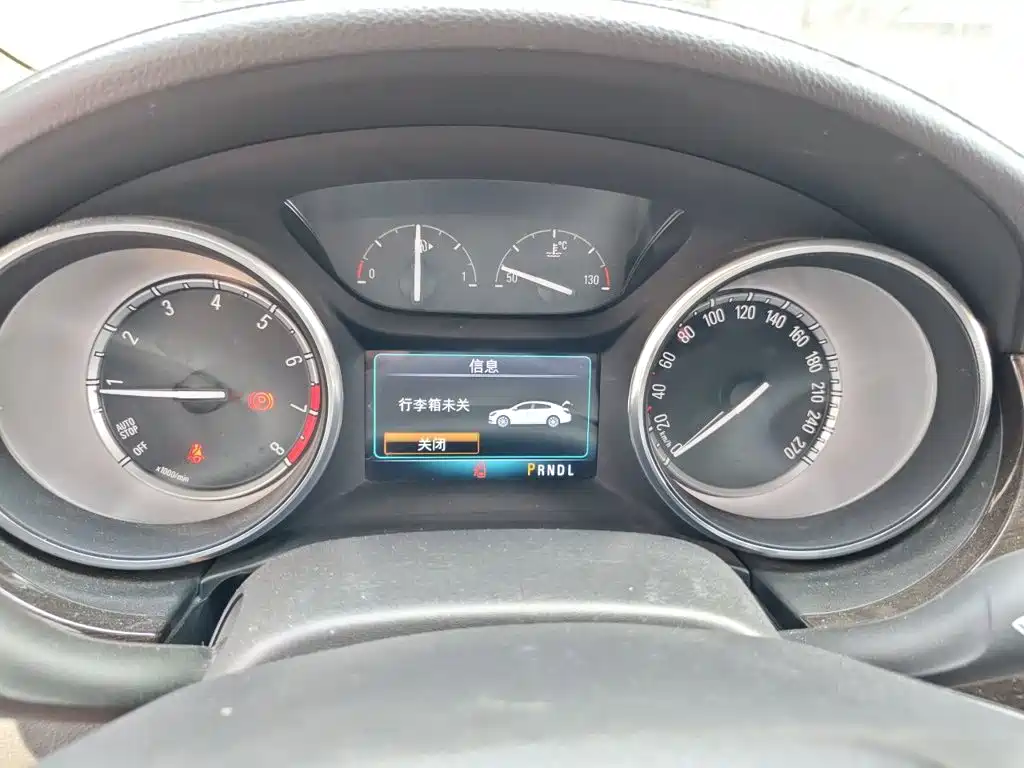 Buick Verano — миниатюра 12